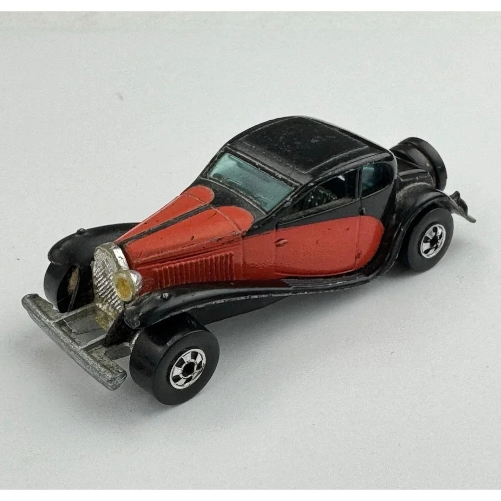 Hot Wheels 1980 81 37 Bugatti‎ Black Red Vintage Diecast Car Hong Kong BW Wheels